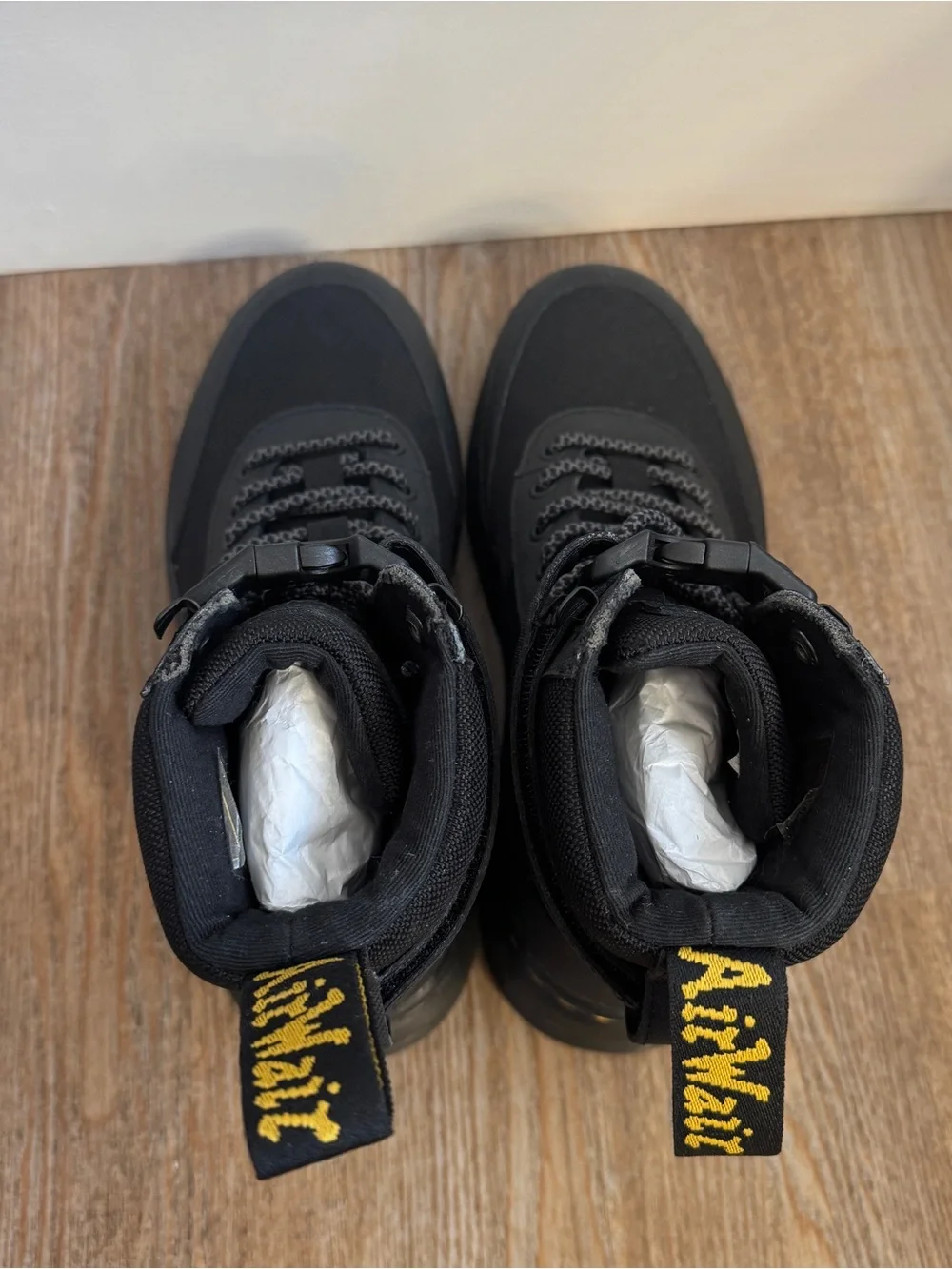 Dr. Martens Combs Tech Boot Black UK6 US7 EU39 NWOB Tactical Streetwear Goth